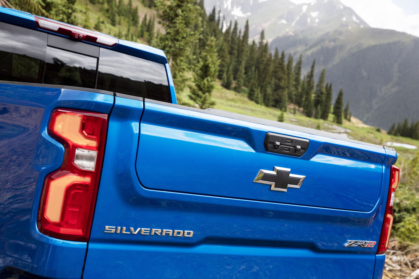 The First-Ever 2022 Chevrolet Silverado ZR2